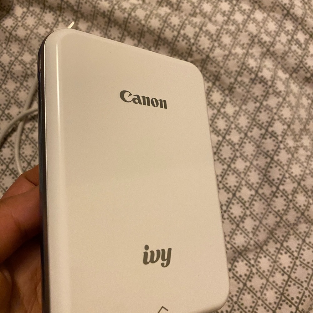 Mini canon printer - Picture 2 of 5